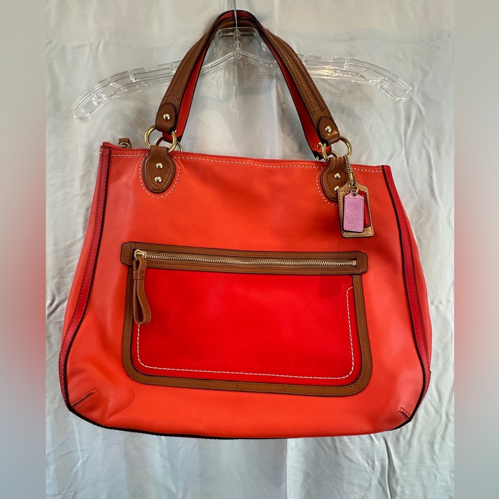 COACH - 22430 COLORBLOCK HALLIE POPPY VERMILLION / SUN ORANGE LEATHER TOTE BAG